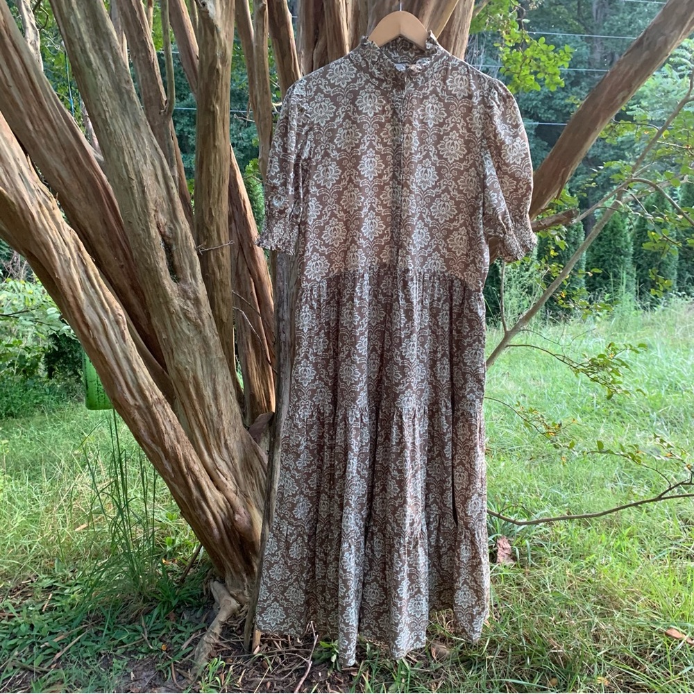 Tuckernuck Hyacinth House Bennett Maxi Dress in Damask Print - Picture 2 of 12